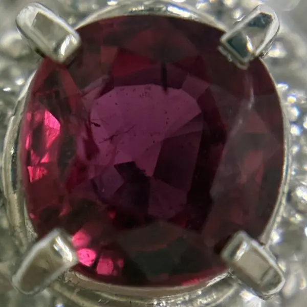 ルビー　0.64ct