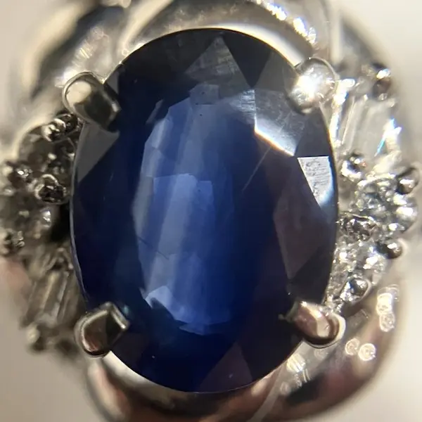 サファイア　1.54ct