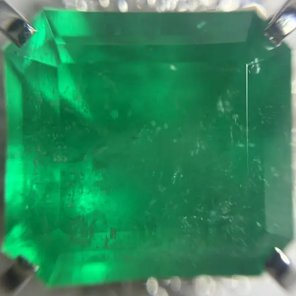 エメラルド　14.61ct
