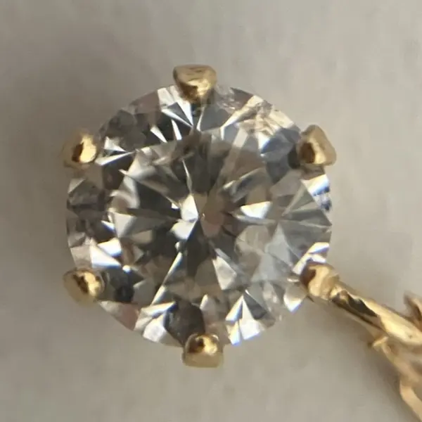ダイヤ　0.3ct