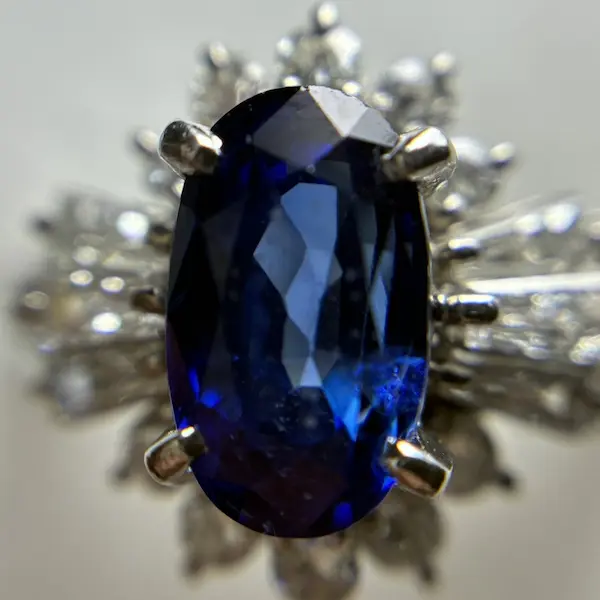 サファイア　2.11ct