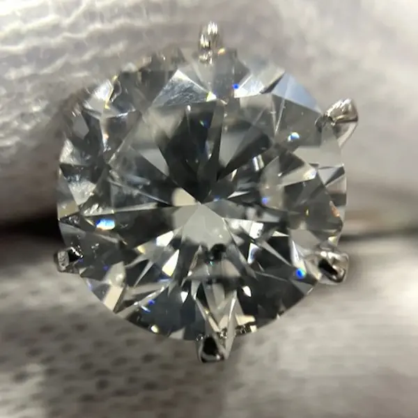 ダイヤ　3.085ct