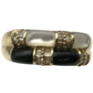 K18[750・18K ITALY・18KT] シェル・オニキス・ダイヤモンド リング D0.32 ct