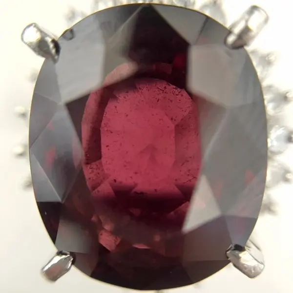 ガーネット　12.07ct