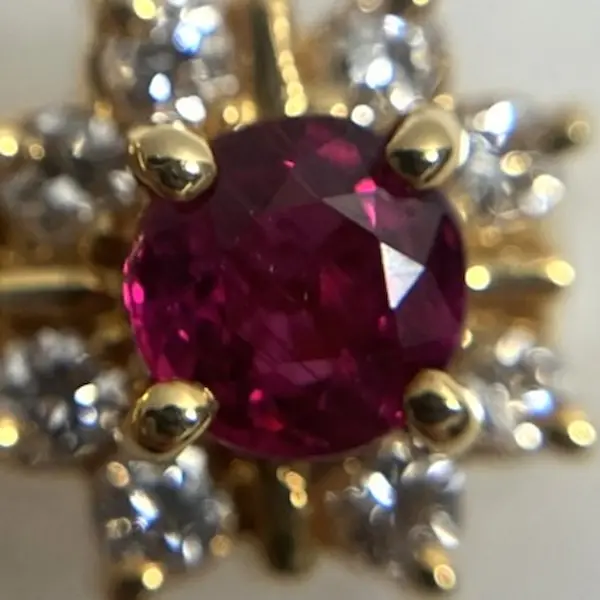 ルビー　0.24ct