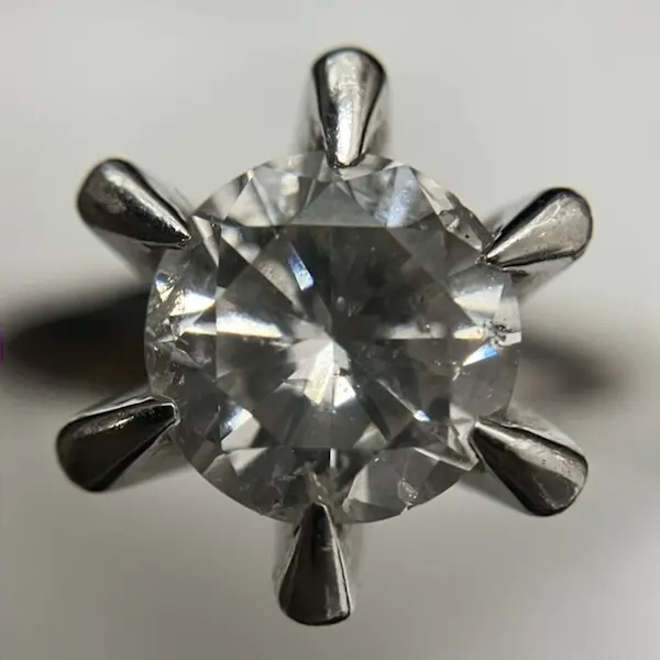 ダイヤ　1.037ct