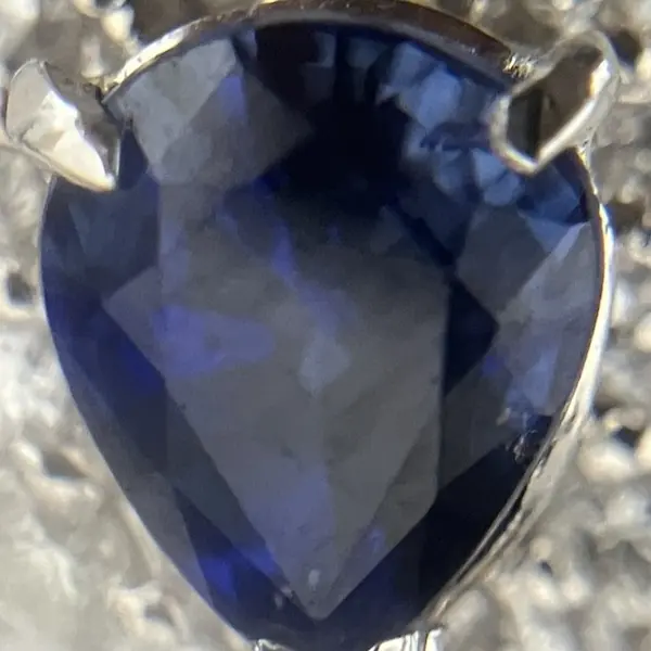 サファイア　0.82ct