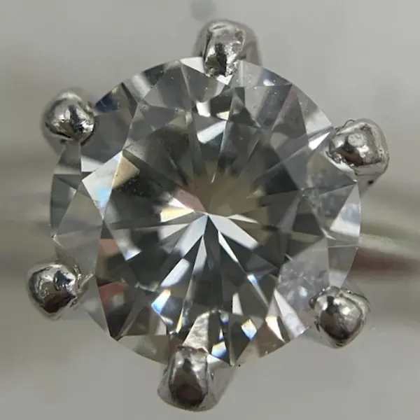 ダイヤ　0.678ct