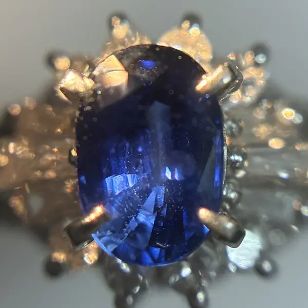 サファイア　0.51ct