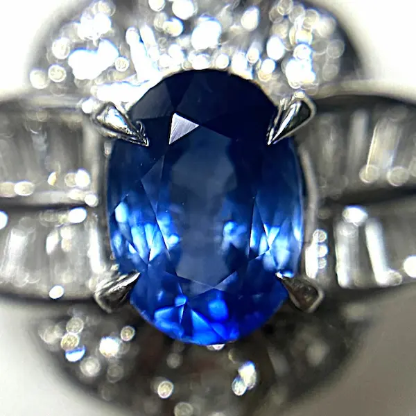 サファイア　1.22ct