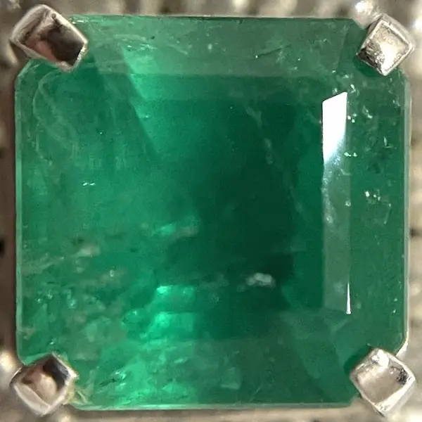 エメラルド　1.53ct