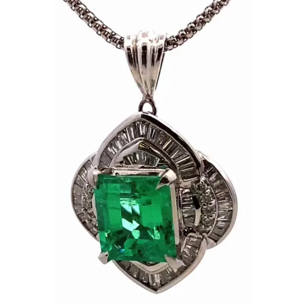 Pt900/Pt850 コロンビア産エメラルド・ダイヤモンド ネックレス/ペンダントトップ 4.41・D1.28ct
