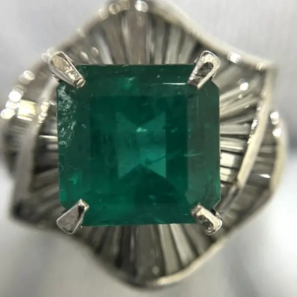 エメラルド　3.17ct