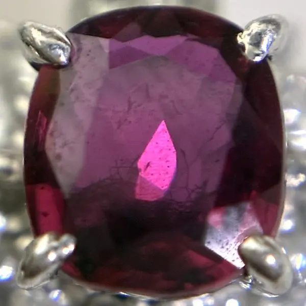 ルビー　0.58ct