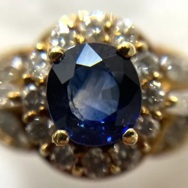 サファイア　0.71ct