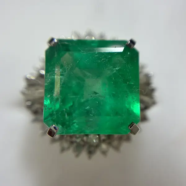 エメラルド　5.5ct