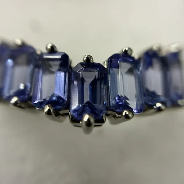 タンザナイト　1.9ct