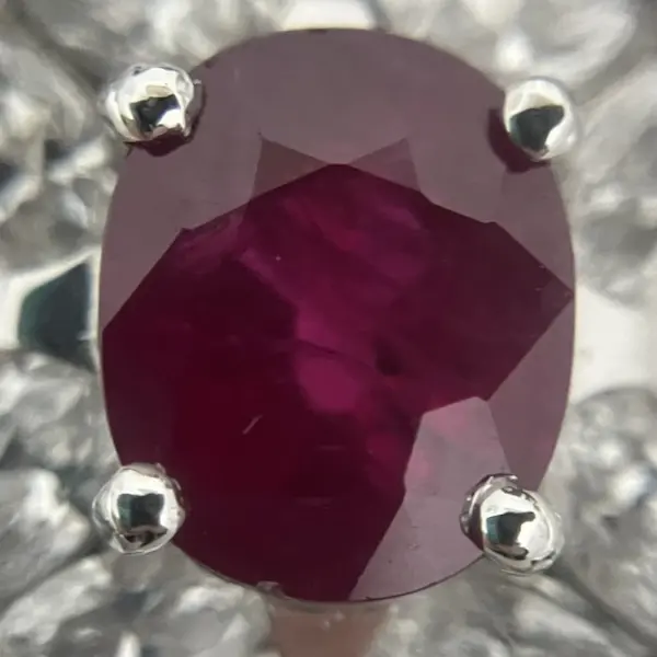 ルビー　1.58ct