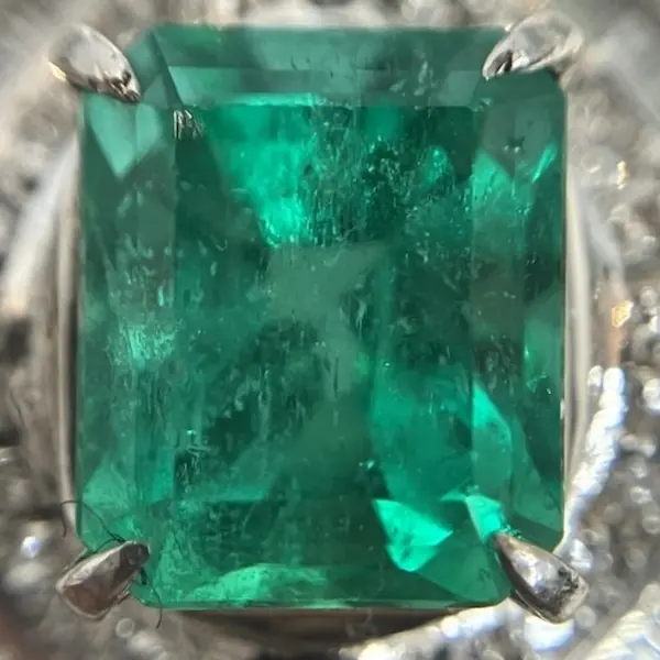 エメラルド　3.1ct