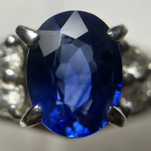サファイア　0.91ct