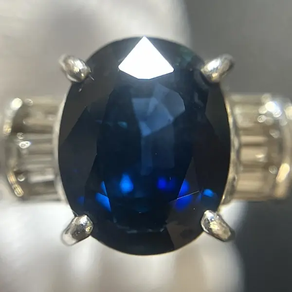 サファイア　1.9ct