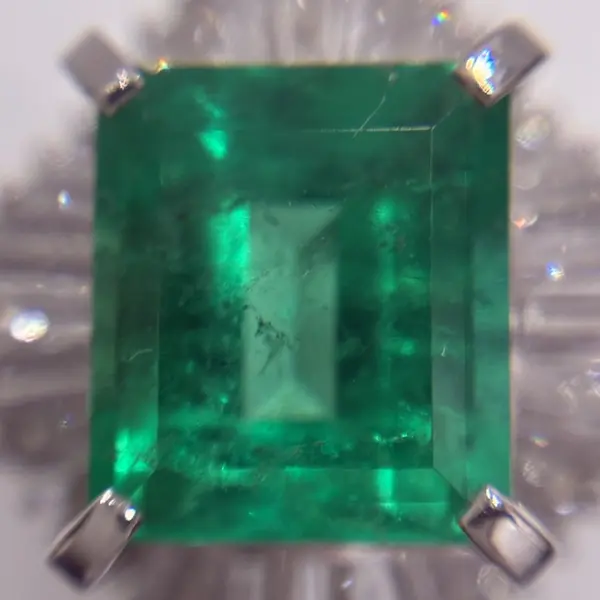 エメラルド　3.2ct