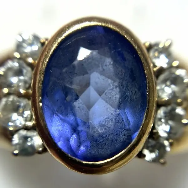 タンザナイト　0.8ct