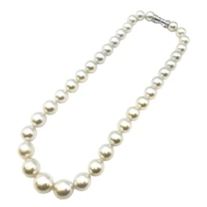 タサキ（TASAKI）