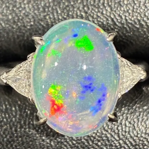 オパール　5.26ct