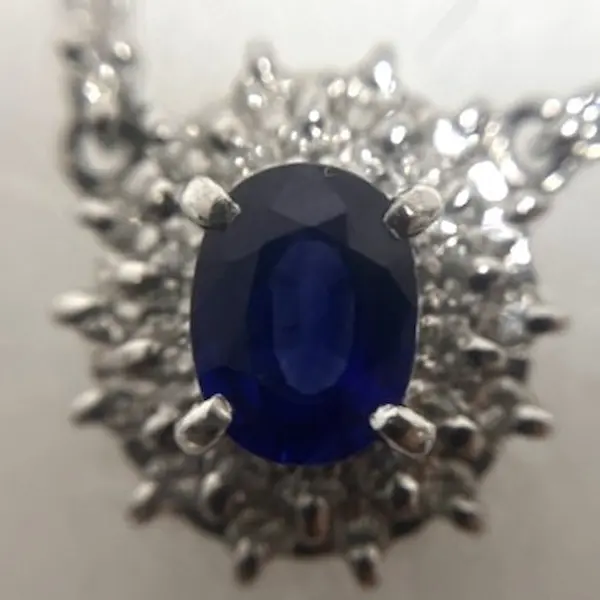 サファイア　0.54ct