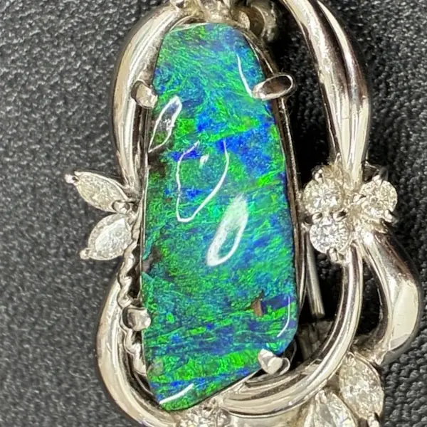 ボルダーオパール　5.58ct