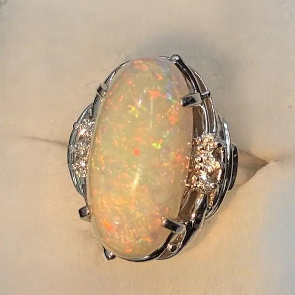 オパール　5.49ct
