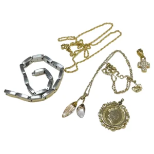 金 (K) アクセサリーまとめ