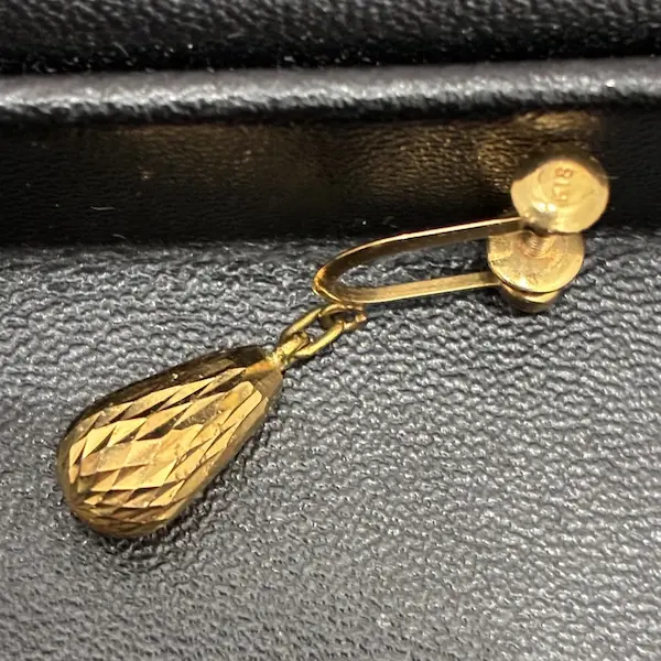 K18　ピアス　1.8g