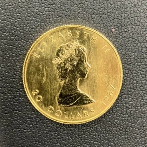  K24　メイプルリーフ金貨　1/2oz　15.5g