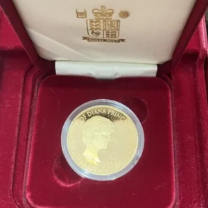 K22　1999年ダイアナ元皇太子妃追悼記念　5ポンド金貨 　39.94g