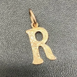 K14　ペンダントトップ　0.6g