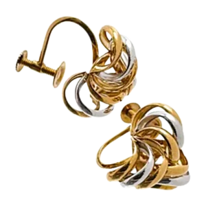 金のイヤリング