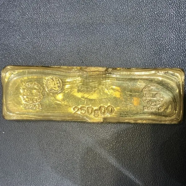 田中貴金属　インゴット　250g