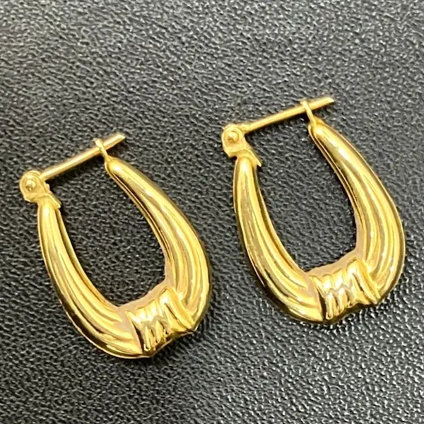 K18　ピアス　2.8g