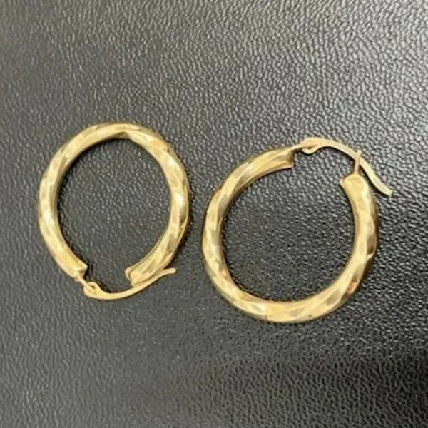 K14　ピアス　0.8g