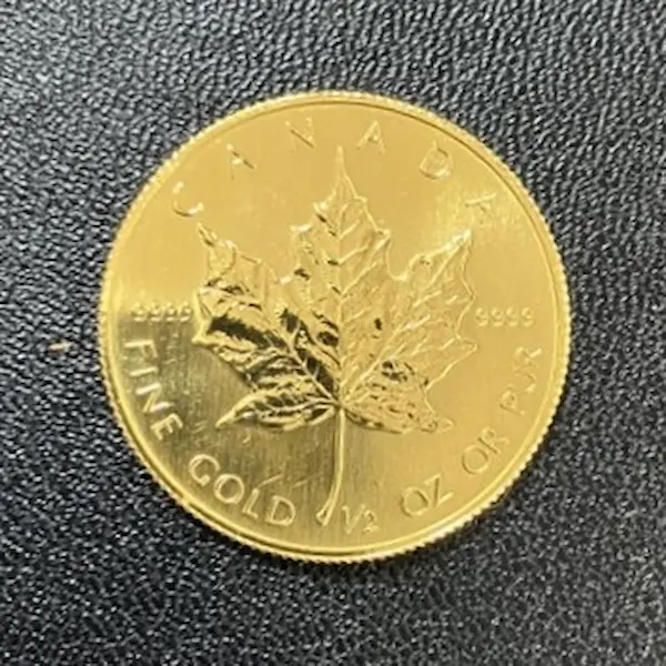 K24　メイプルリーフ金貨　1/2oz　15.5g