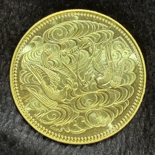 天皇陛下御在位60年記念 10万円金貨