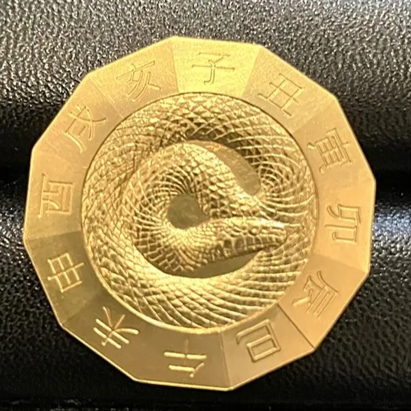 K24　純金干支十二稜メダル　20.5 g