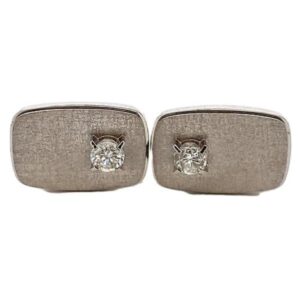 プラチナ900（Pt900） ダイヤカフス