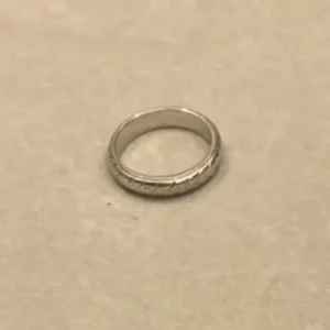 Pt650　リング　7g