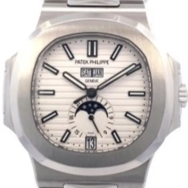 パテック フィリップ ノーチラス アニュアルカレンダー ムーンフェイズ 5726/1A-010 ホワイト